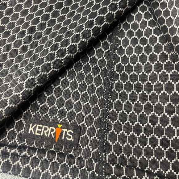 Kerrits 3/4 zip girls long sleeve size medium. - Picture 3 of 7